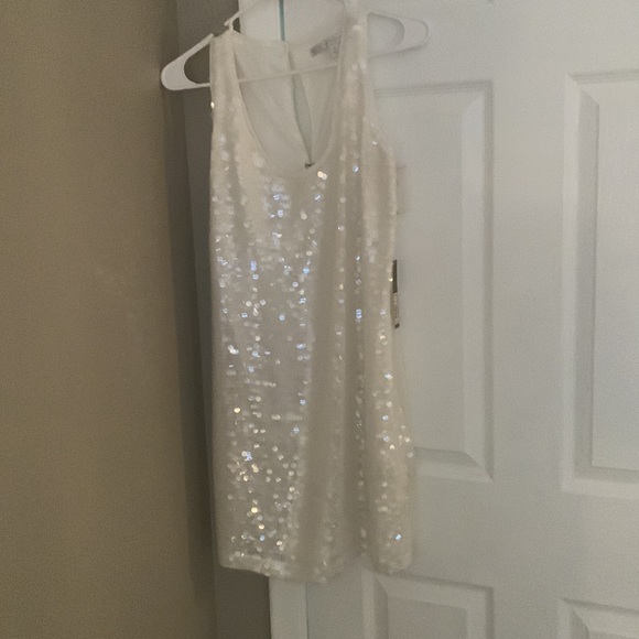 NWT Lauren Conrad white sequin dress, size 6. - Picture 4 of 6